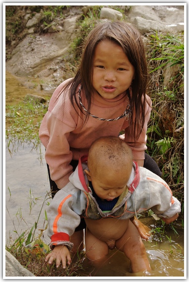 Crianças em Sa Pa - Vietnã
